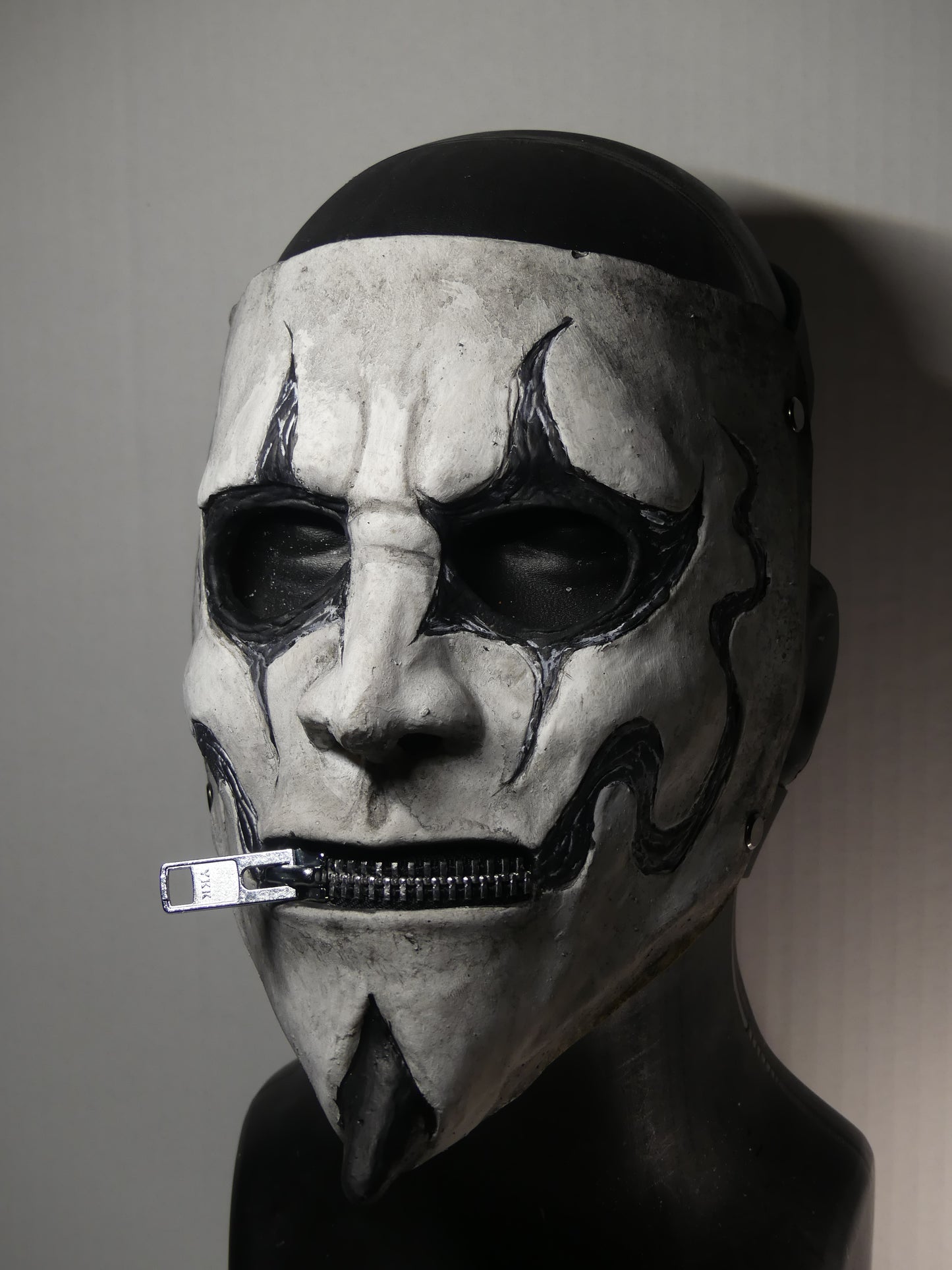 Jester | Monochrome Variant |